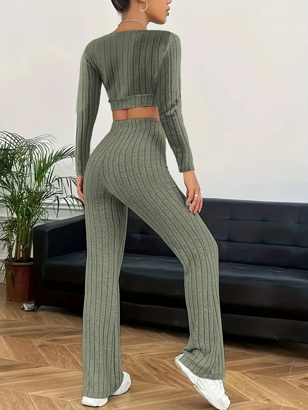 Fleece Loungewear Set - Slim Fit Top & High Waist Pants