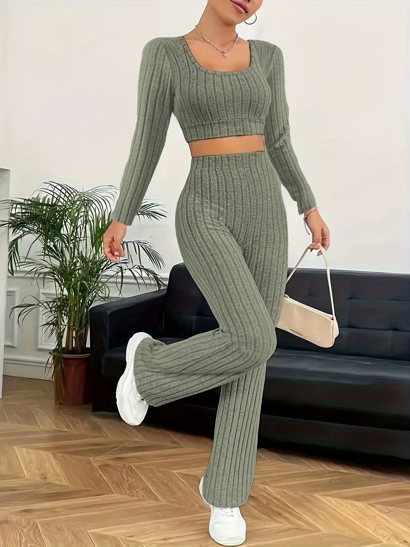 Fleece Loungewear Set - Slim Fit Top & High Waist Pants